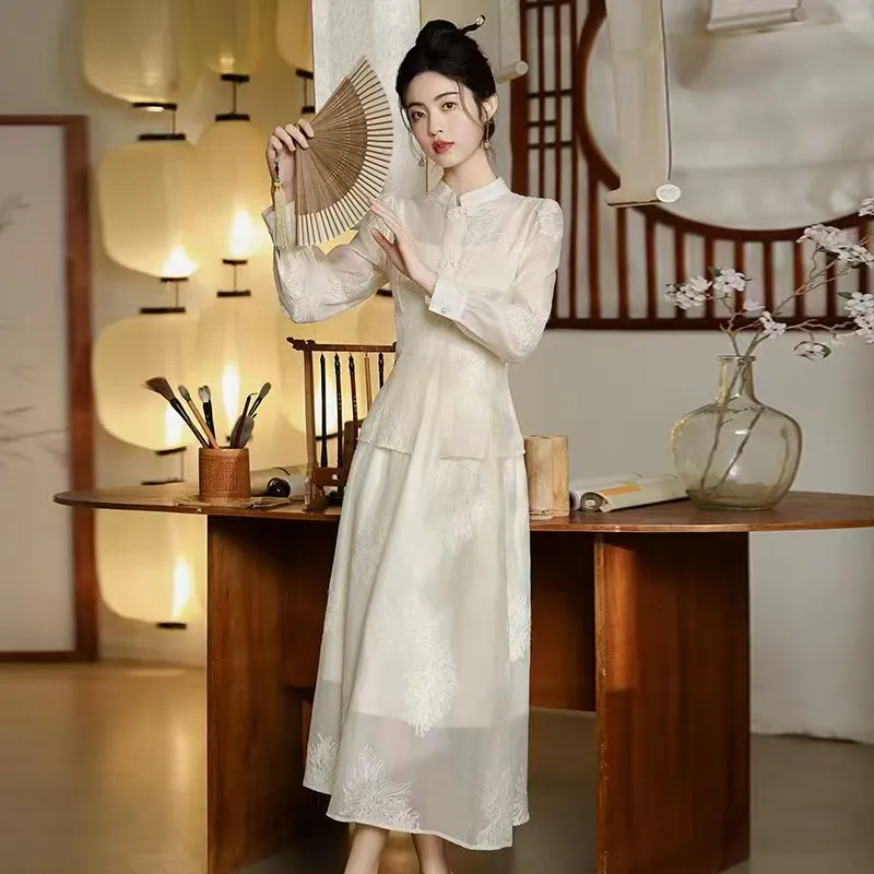 女士旗袍美丽动人款式